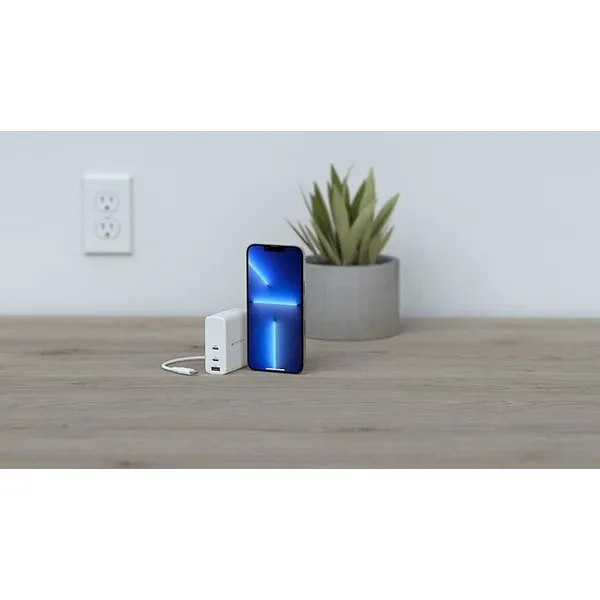 HyperJuice 140W PD 3.1 USB-C Charger - (US Plug) - Image 3